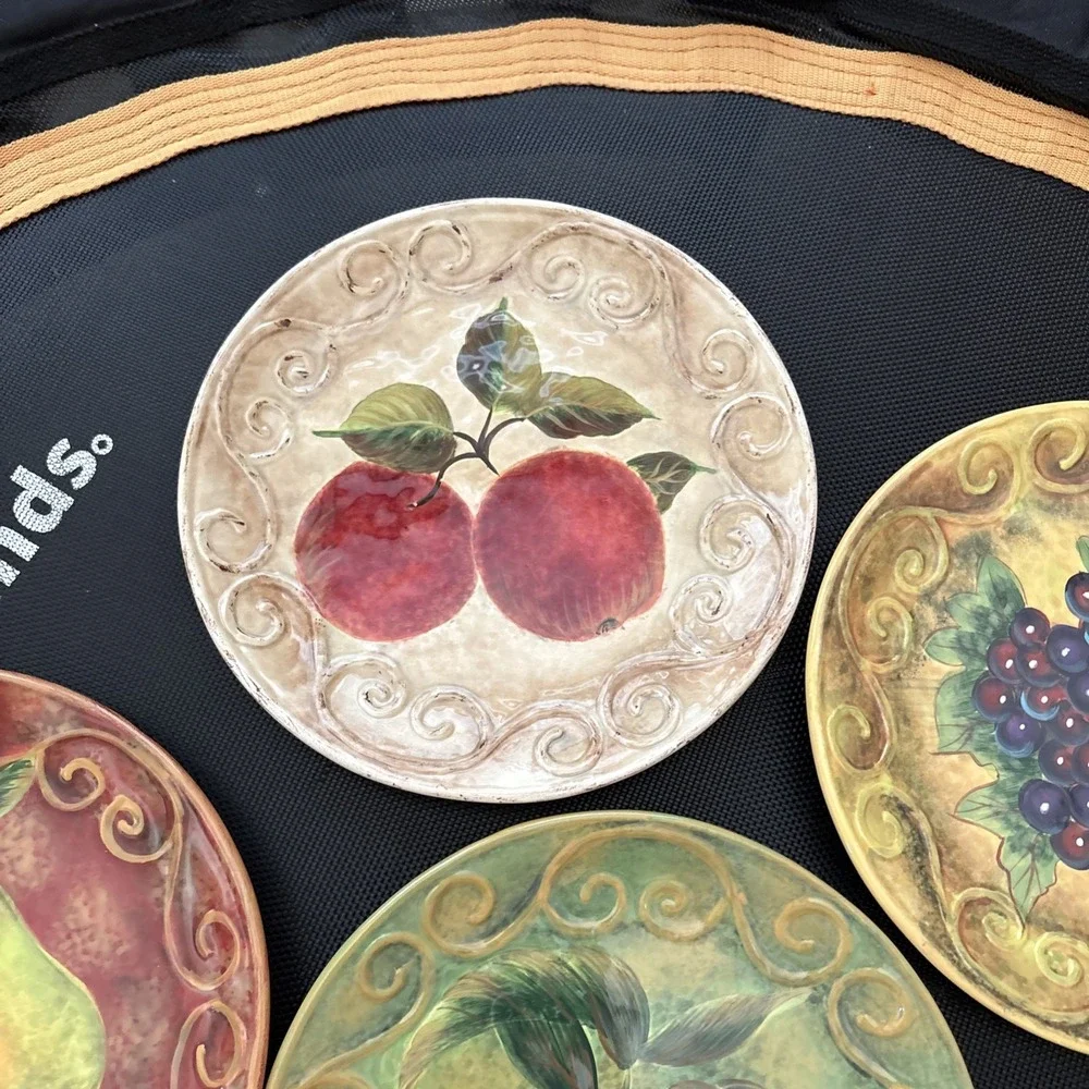 Certified International Susan Winget Fruit Salad Dessert Plates 8.75